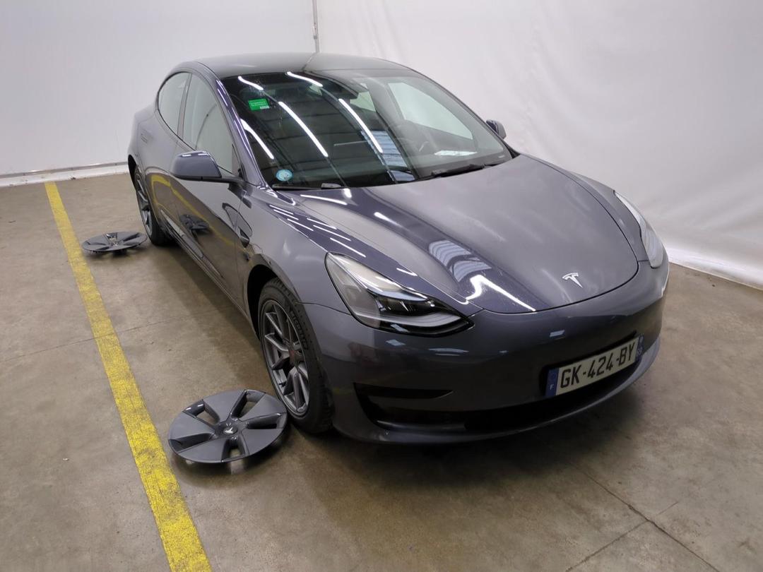 Tesla Model 3 — Photo 5