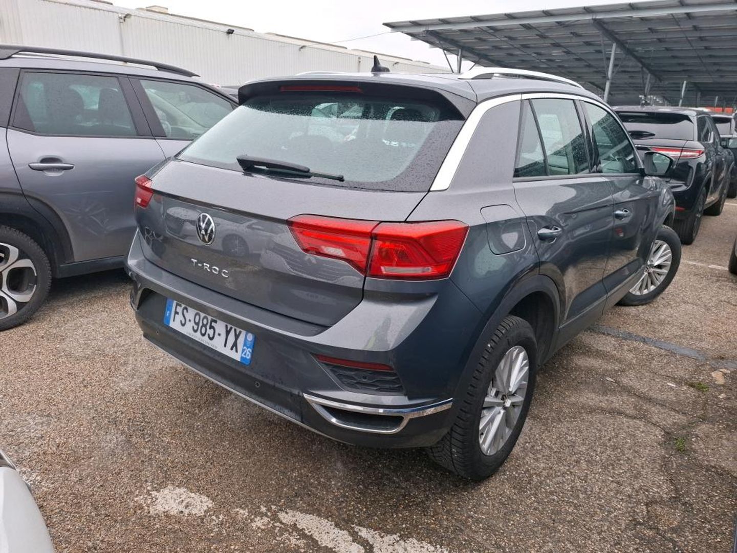 VOLKSWAGEN T-Roc — Photo 4