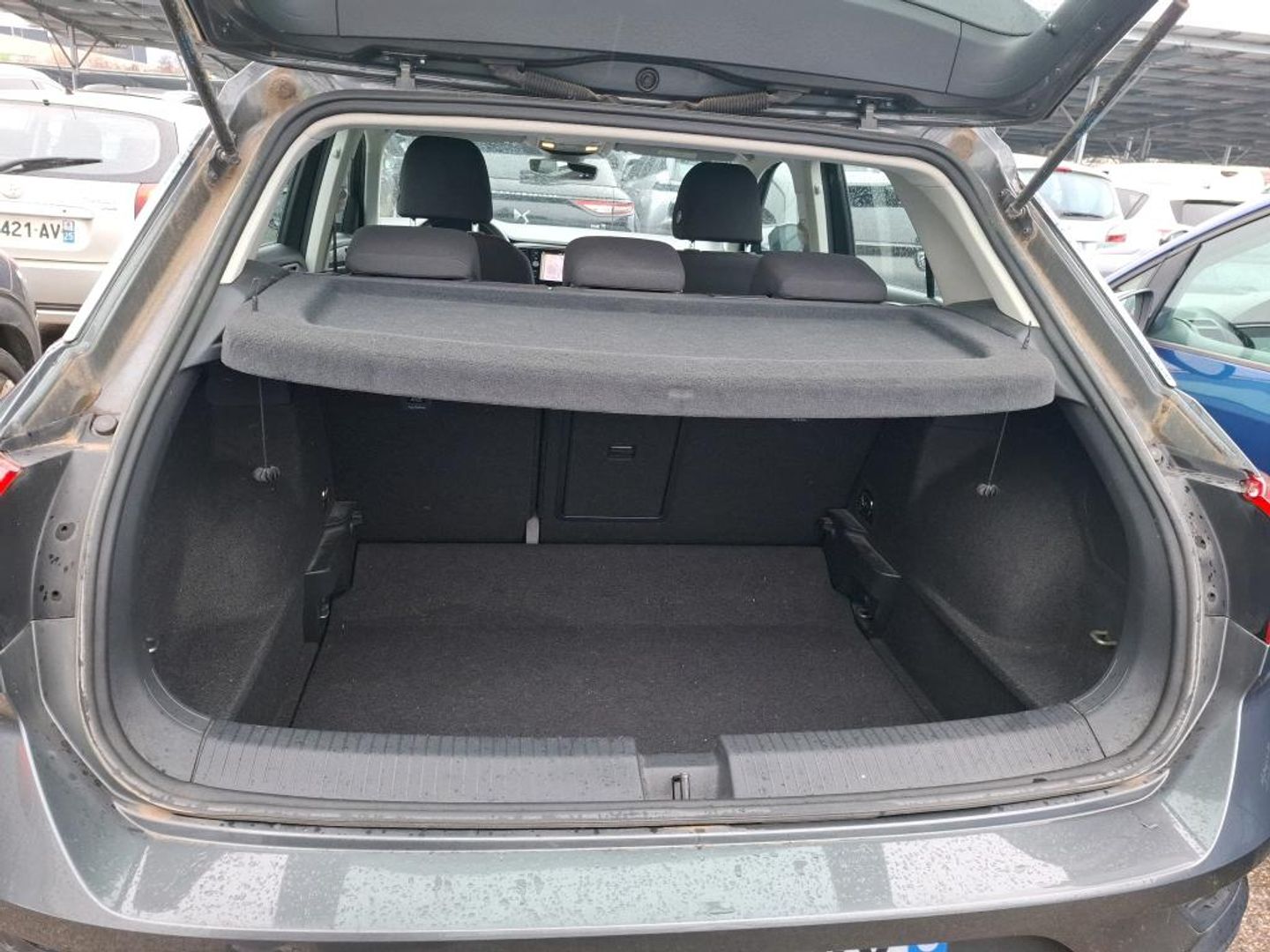 VOLKSWAGEN T-Roc — Photo 7
