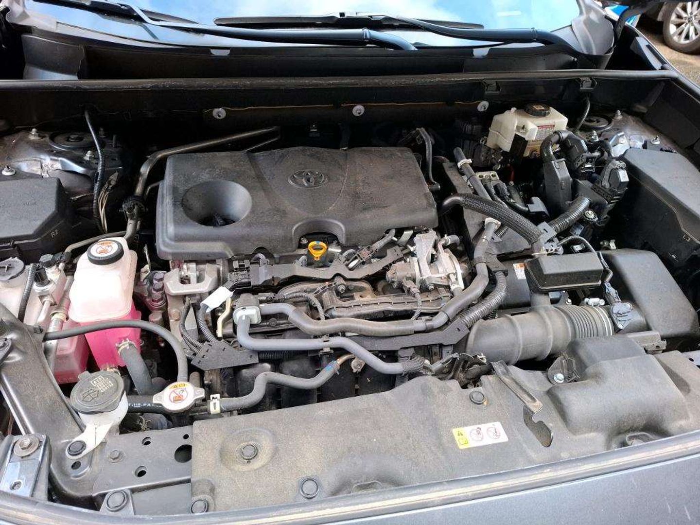 Toyota RAV4 — Photo 10