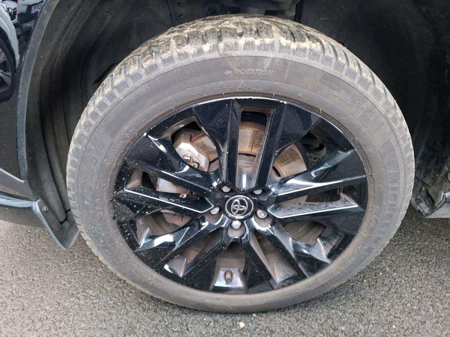 Toyota RAV4 — Photo 13
