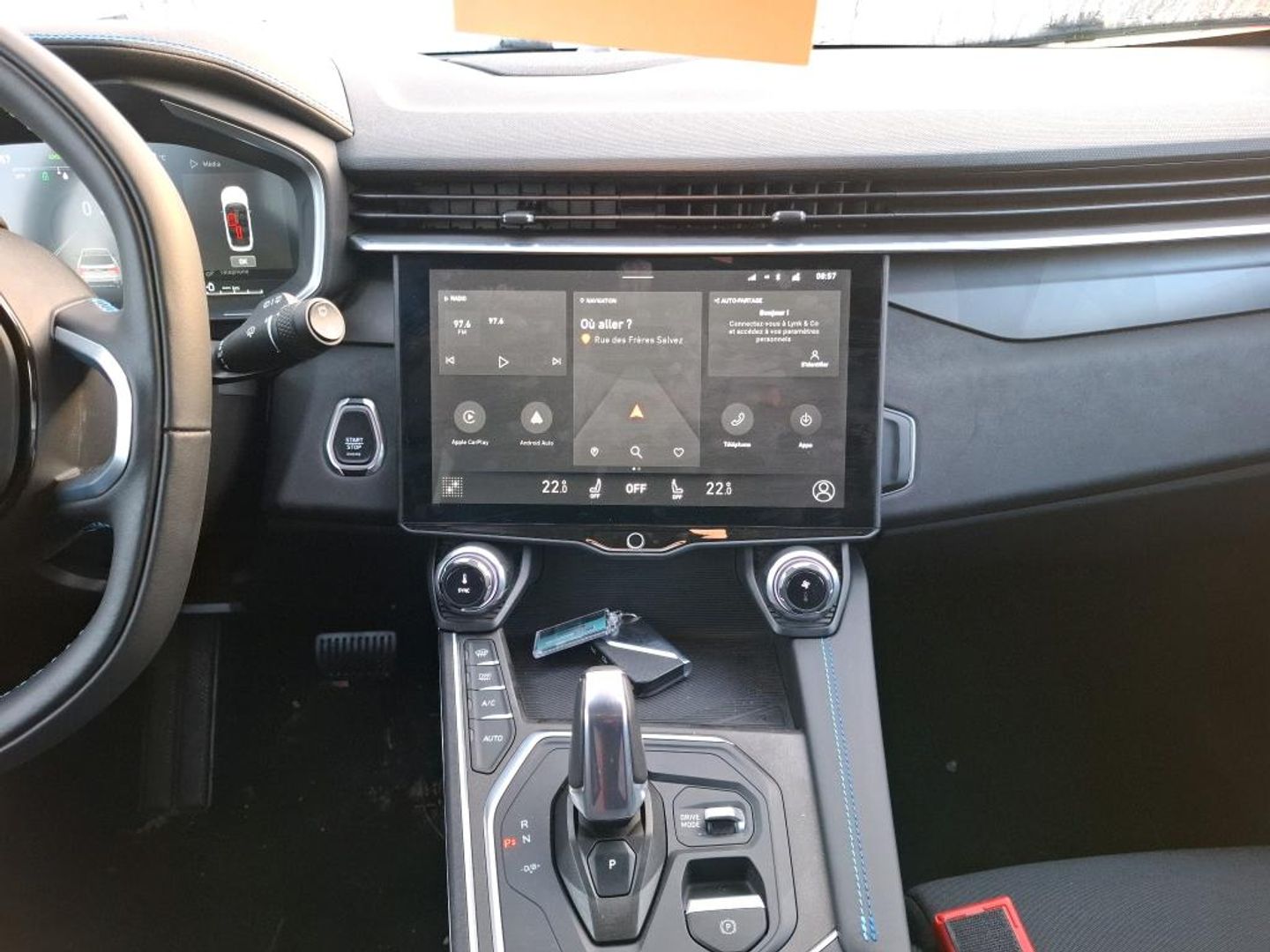 Lynk & Co 1 — Photo 10