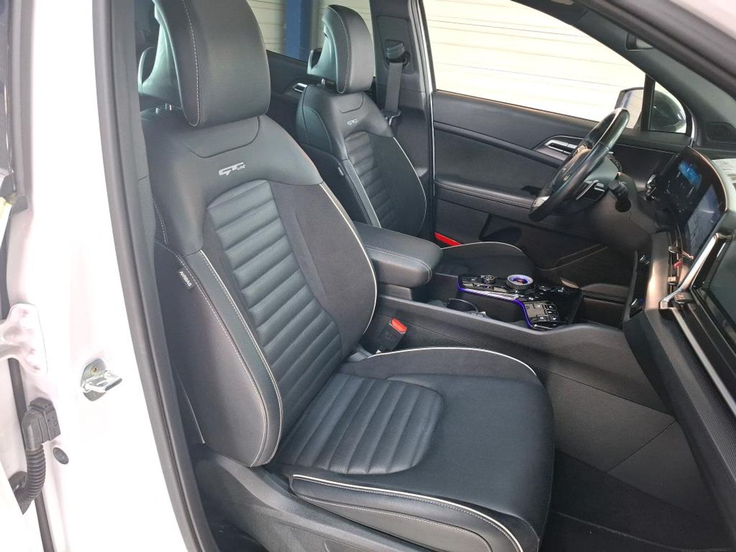 Kia Sportage — Photo 8